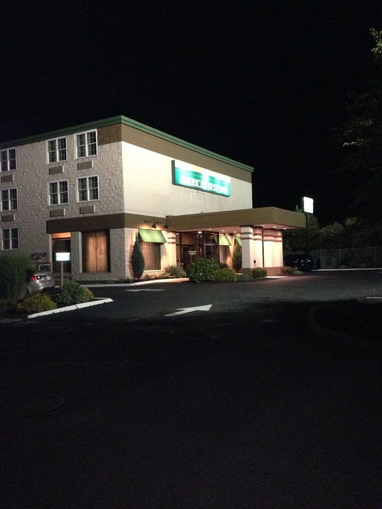 ฮาวเวิร์ด จอห์นสัน บาย วินด์แฮม พอร์ตสมัธ Hotel พอร์ตสมัท ภายนอก รูปภาพ